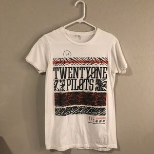 Twenty One Pilots tee